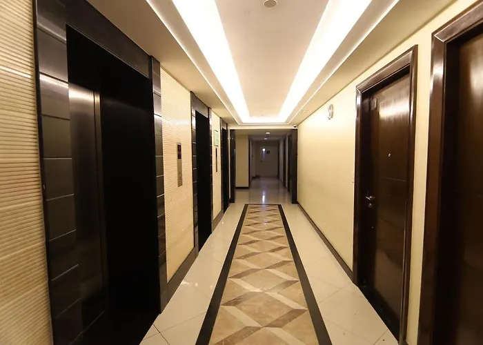 Casa Menuchah At Venice Luxury Residences With Access To Venice Mall, Near Bgc & Airport *